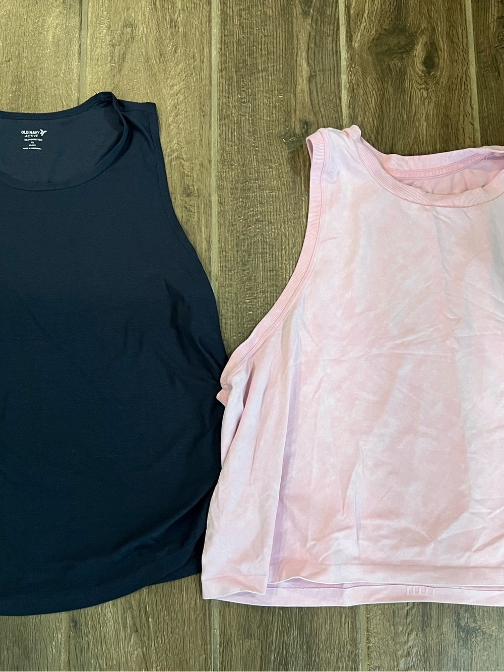 Old Navy Women’s size XL Tank Top bundle